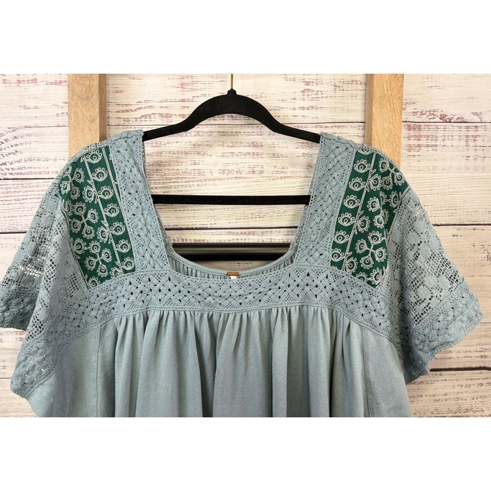 🪷 Free People Boho Crochet Lace Embroidered Prairie Days Top Blue/Green Medium 🪷 - Picture 7 of 13